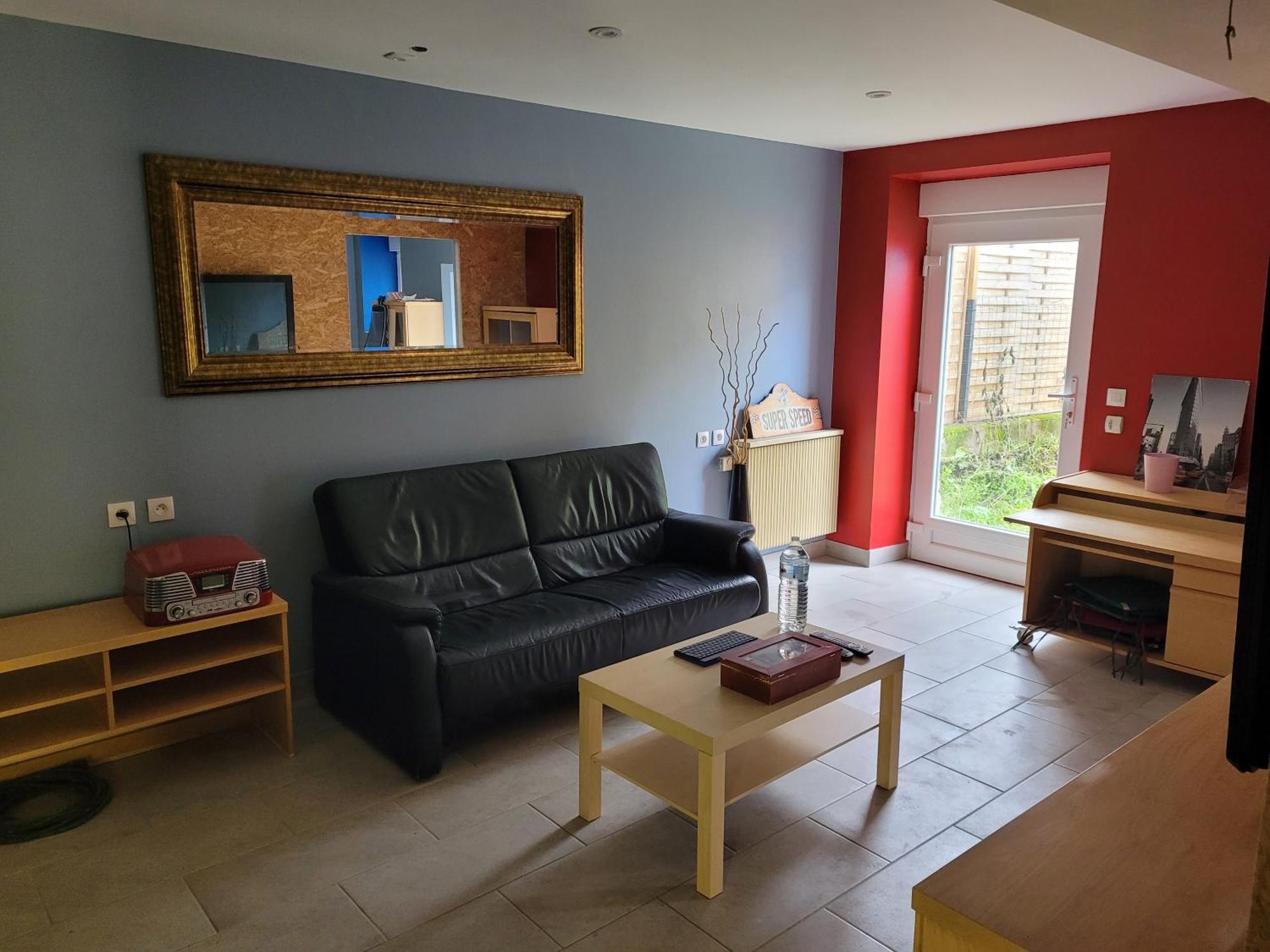 Charmant Appartement Charency-Vezin Exterior photo