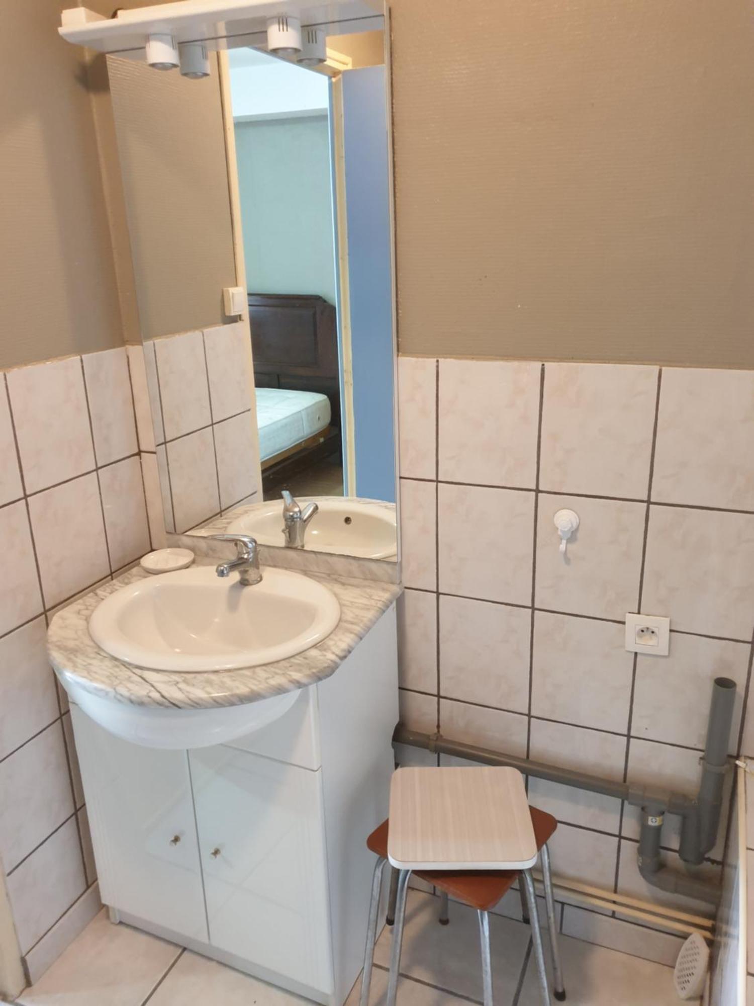 Charmant Appartement Charency-Vezin Exterior photo
